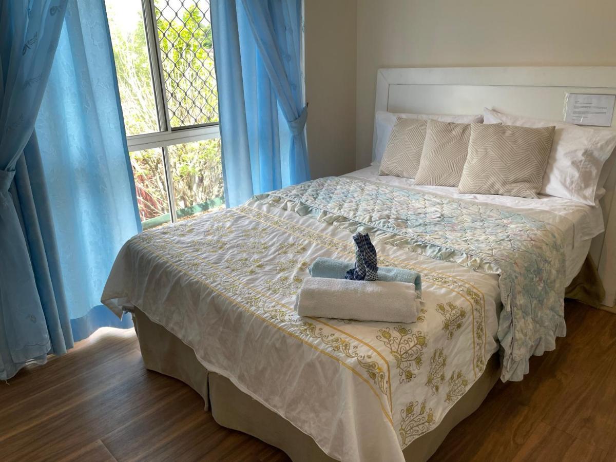 Theme Parks Amituofo Homestay Gold Coast Luaran gambar